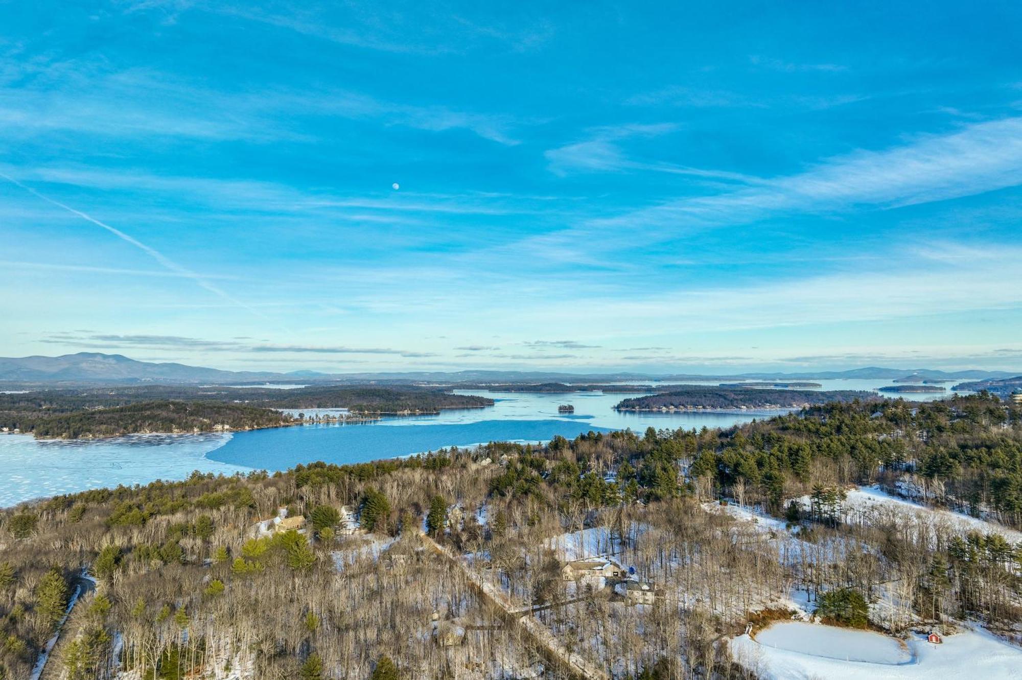 Ferienwohnung Cozy Laconia Studio With Pool Access - 2 Mi To Lake! Exterior foto